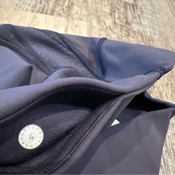 LULULEMON‎ Never Still Crop Leggings Womens Size 4 Run Blue Pockets Mesh - Picture 11 of 11